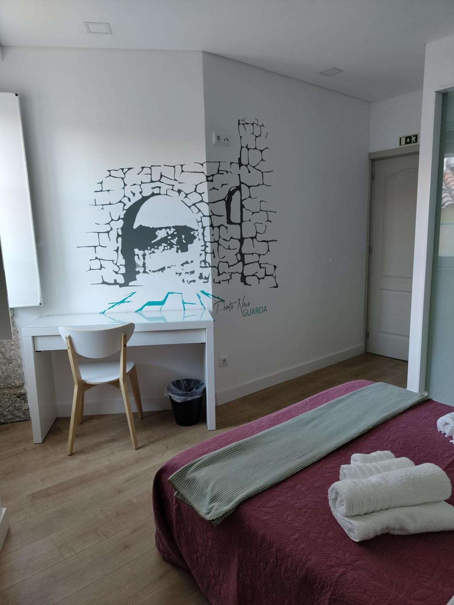 Urbe Sanchina - Hostel & Suites Guarda Zewnętrze zdjęcie