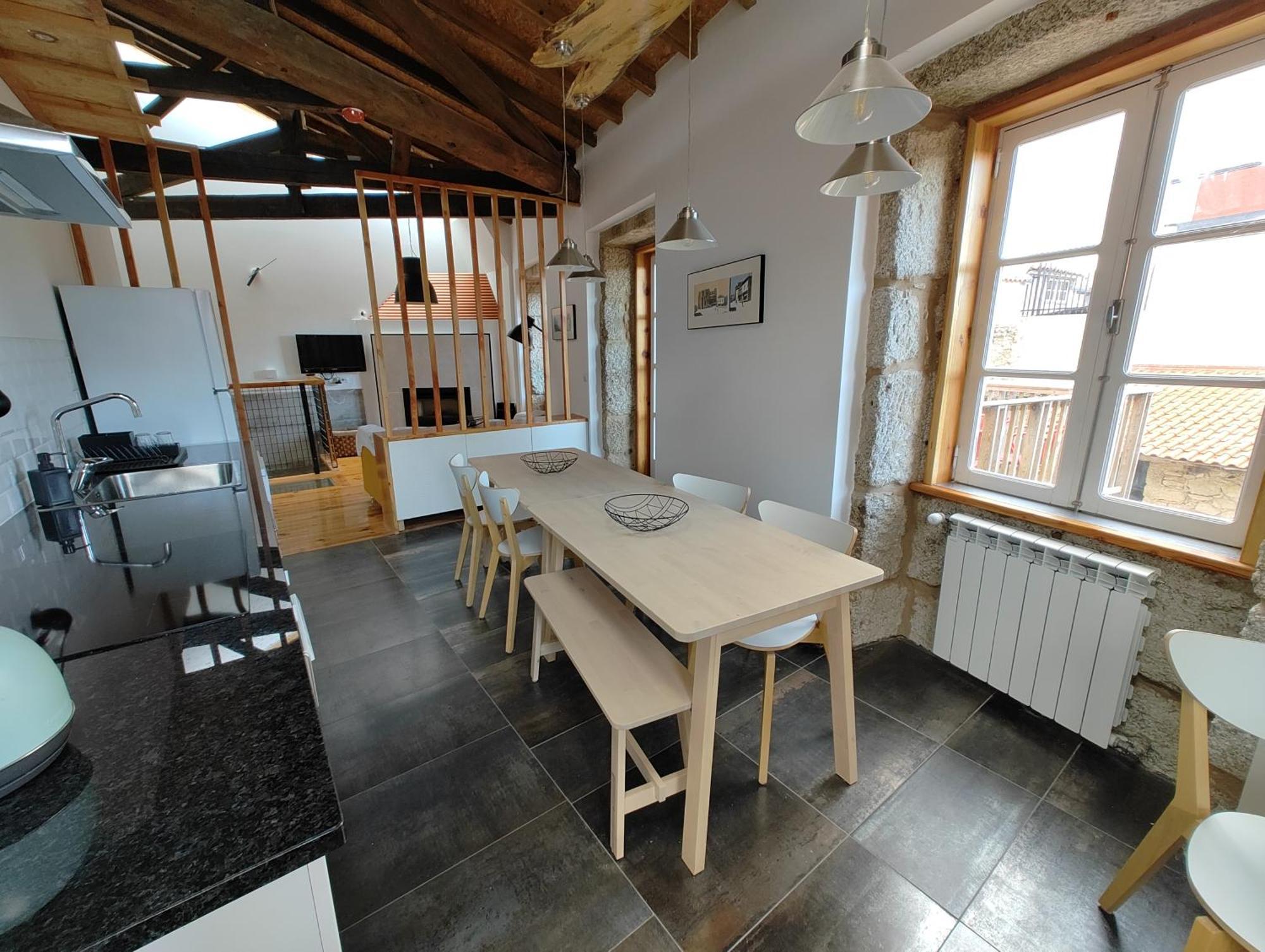 Urbe Sanchina - Hostel & Suites Guarda Zewnętrze zdjęcie